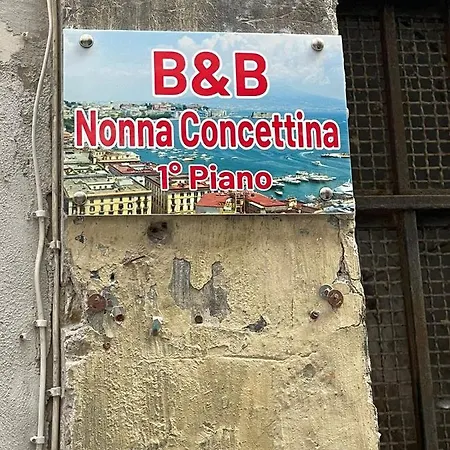 Nonna Concettina Nápoles
